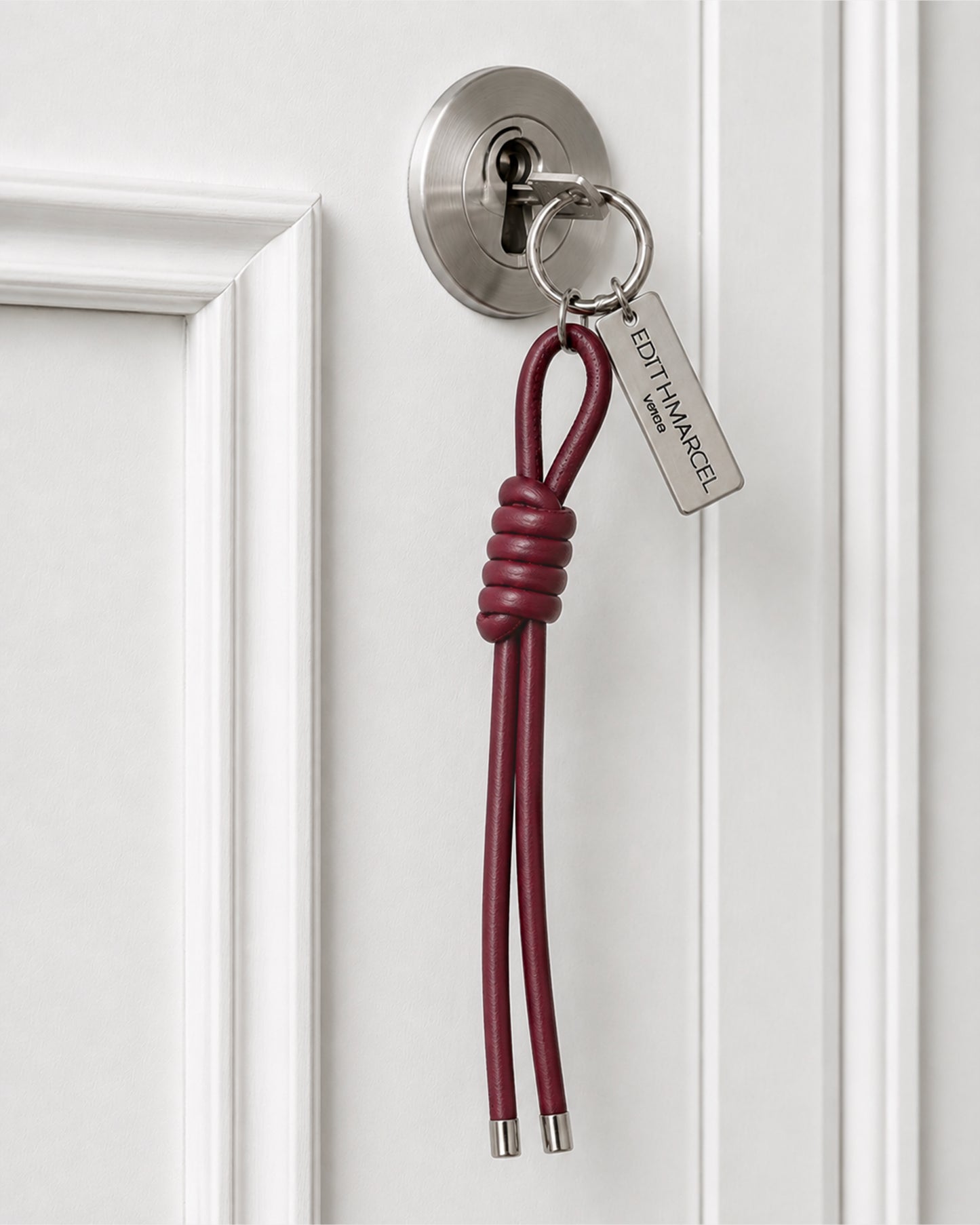 BURGUNDY KNOT LEATHER KEYRING