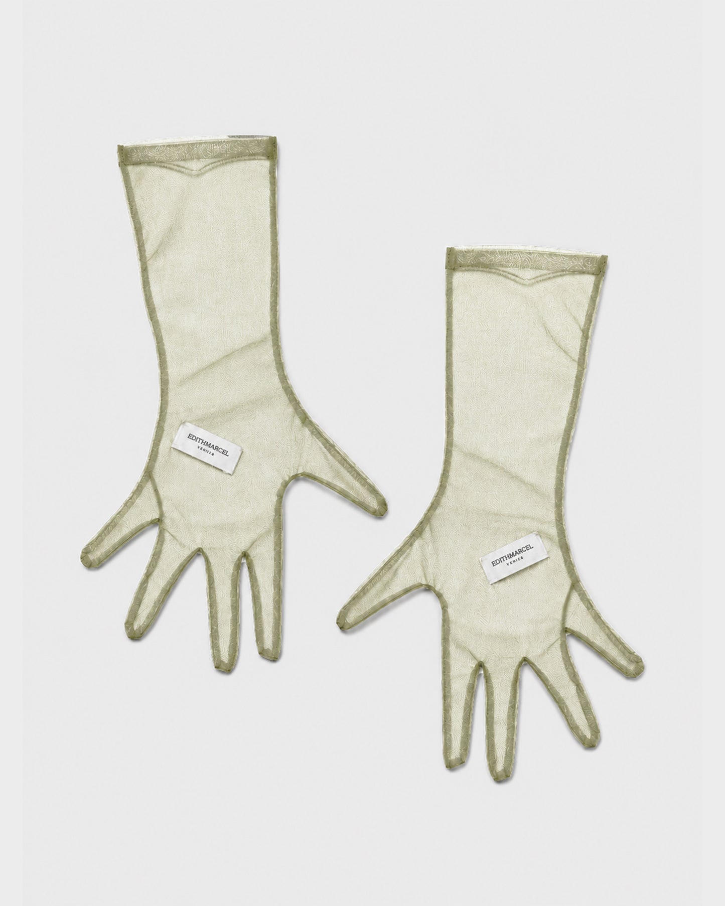 SHORT GREEN TULLE GLOVES