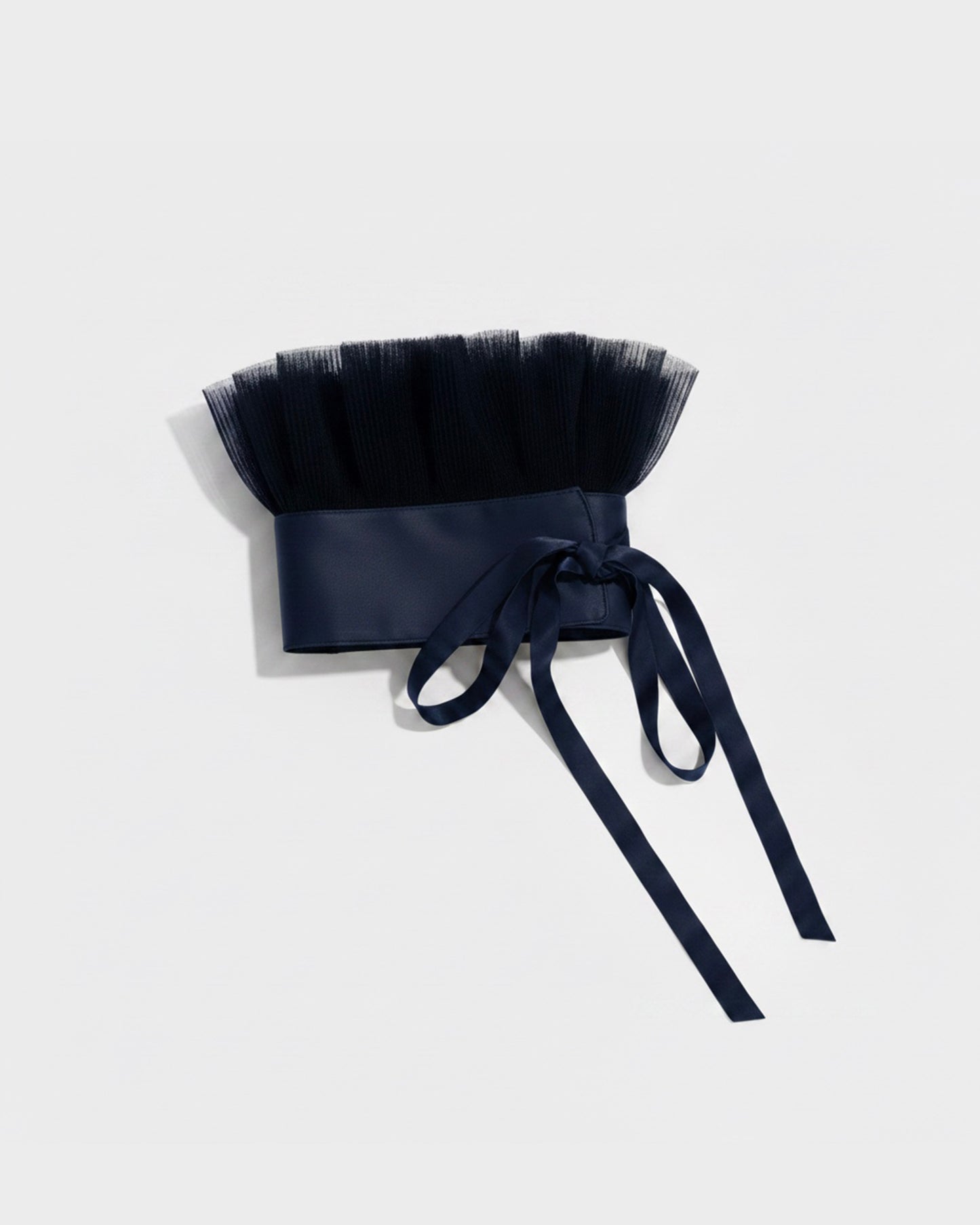 BLUE PLEATED TULLE COLLAR