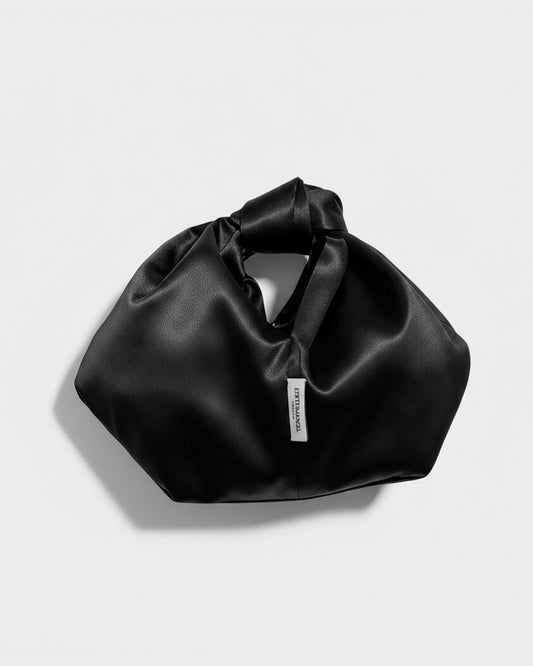 BLACK LEATHER KNOT BAG