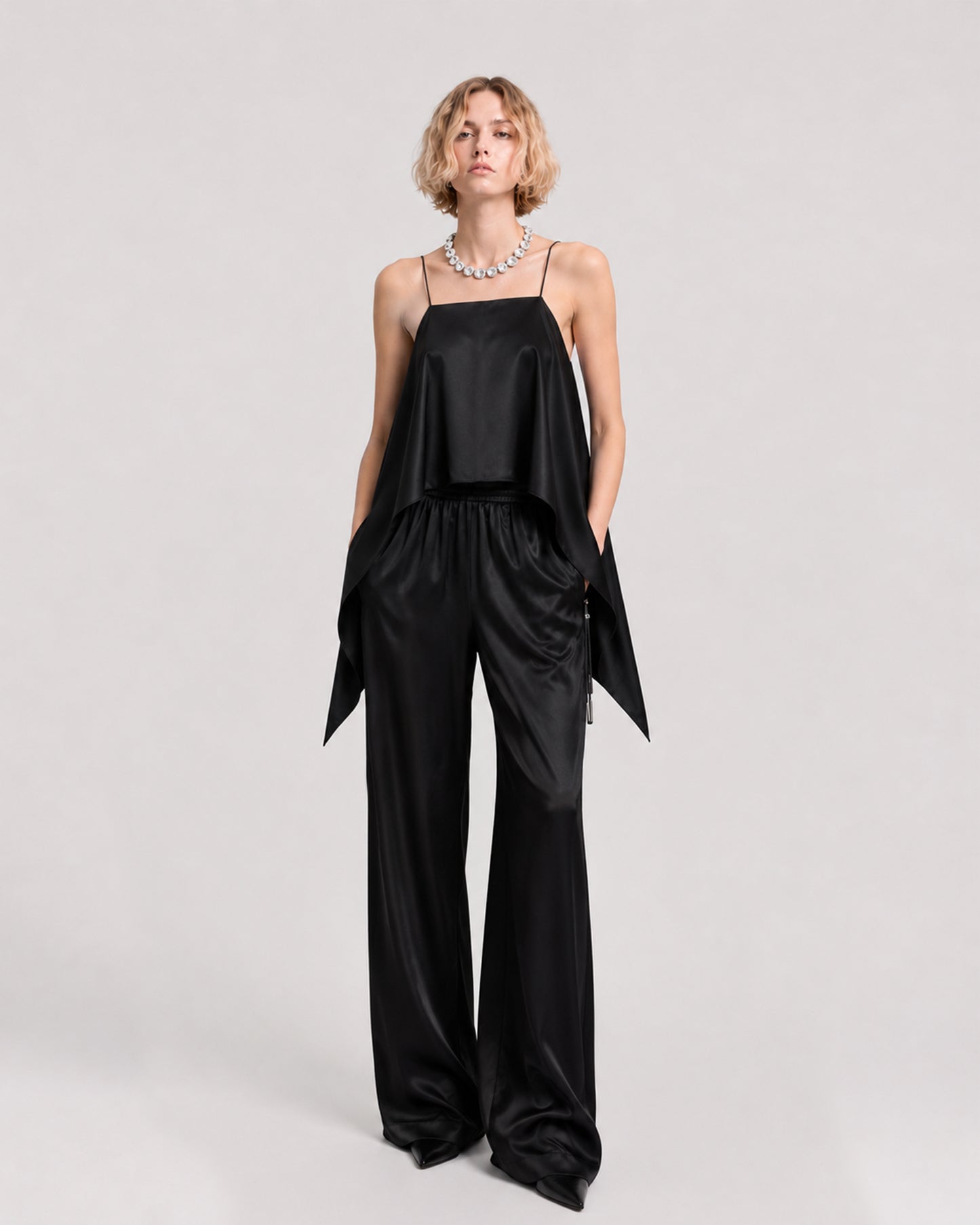 BLACK PANELS TOP