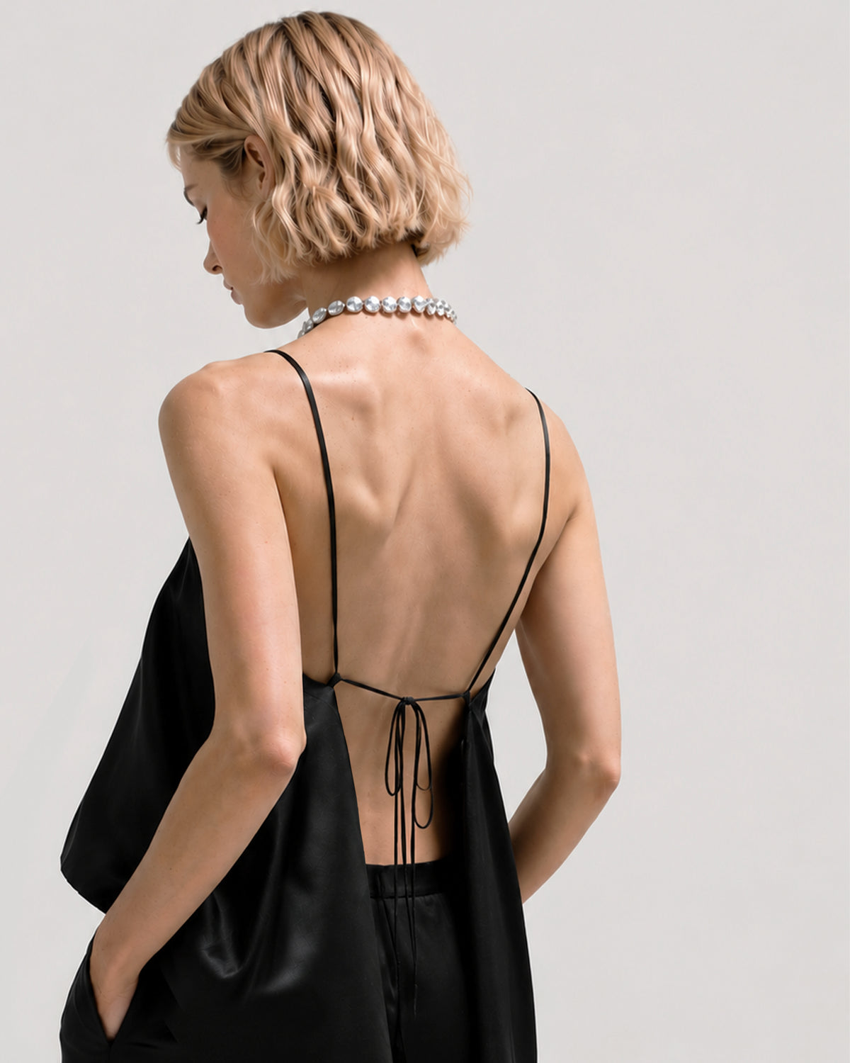BLACK PANELS TOP